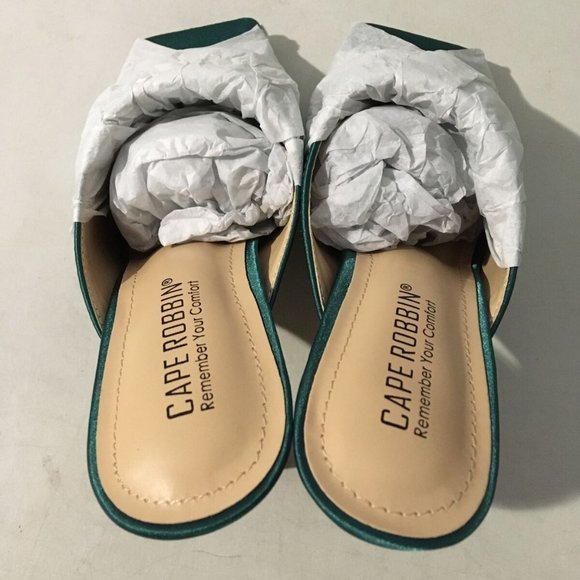 NWT CAPE ROBBIN DISTENY SATIN RHINESTONE CHAIN TRIM HIGH HEELS GREEN 8.5 - Picture 13 of 15